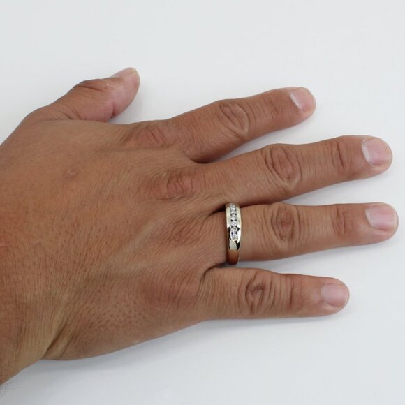 14k White Gold Diamond Anniversary/ Wedding Band Ring - Picture 7 of 7